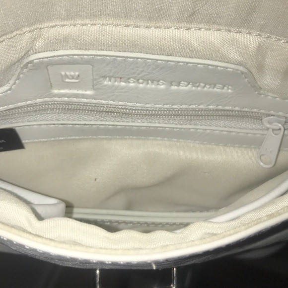 Wilson’s Leather Small White Leather Crossbody😘 - Picture 4 of 8
